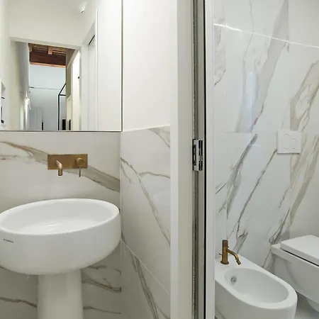 بيت ضيافة Ora Acanfora 4*