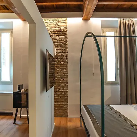 Ora Acanfora 4* Řím