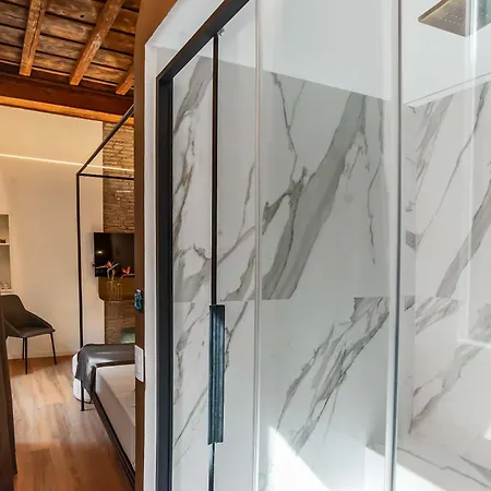 Ora Acanfora Penzion Řím